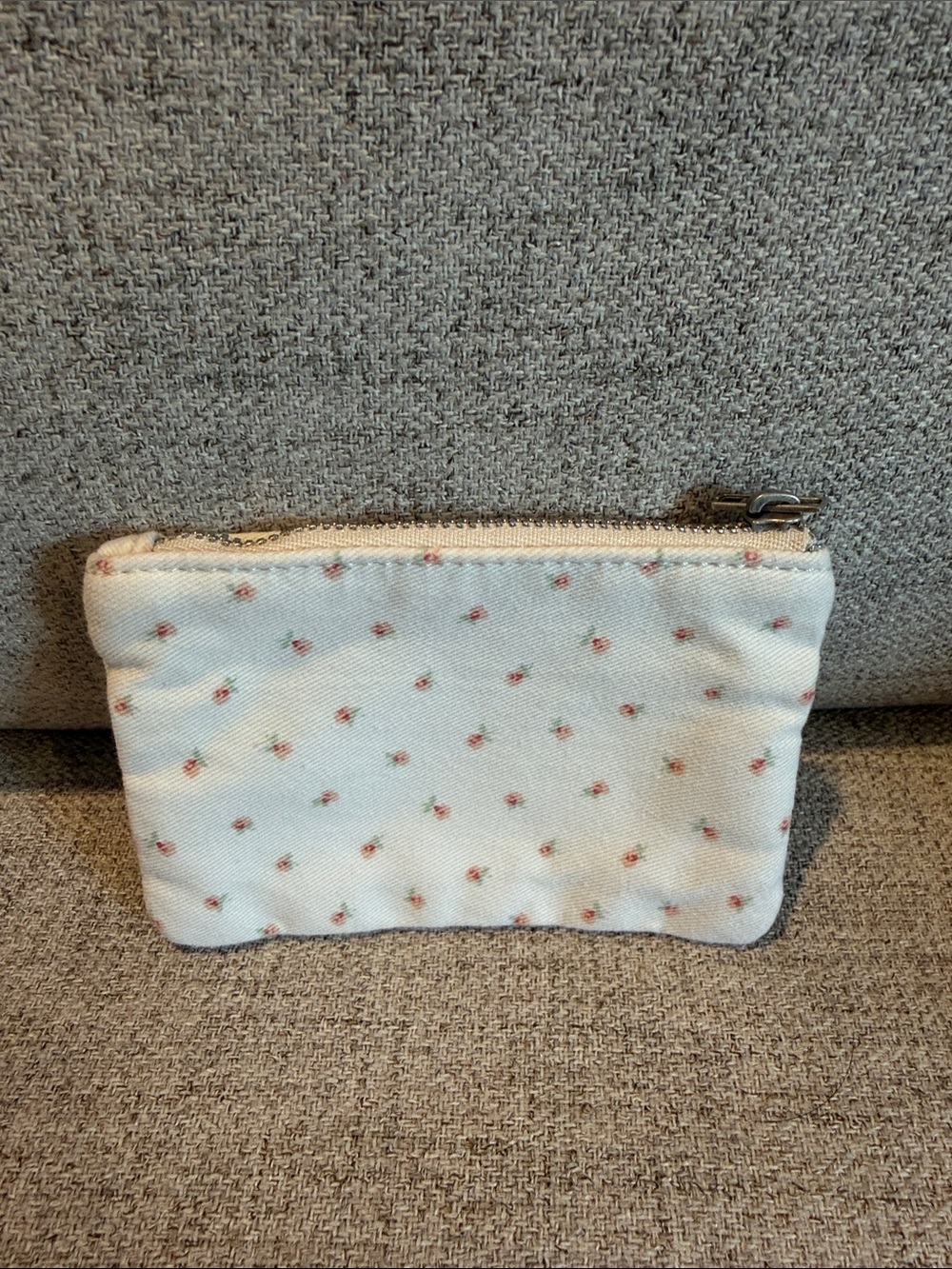 Brandy Melville Rose Zip Coin Pouch